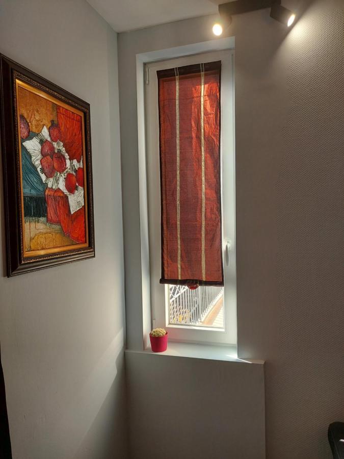 Cozy Spot By The Lions' Bridge Apartment Sofia Bagian luar foto