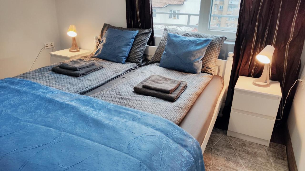 Cozy Spot By The Lions' Bridge Apartment Sofia Bagian luar foto