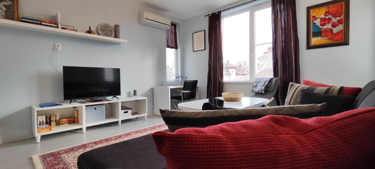 Cozy Spot By The Lions' Bridge Apartment Sofia Bagian luar foto