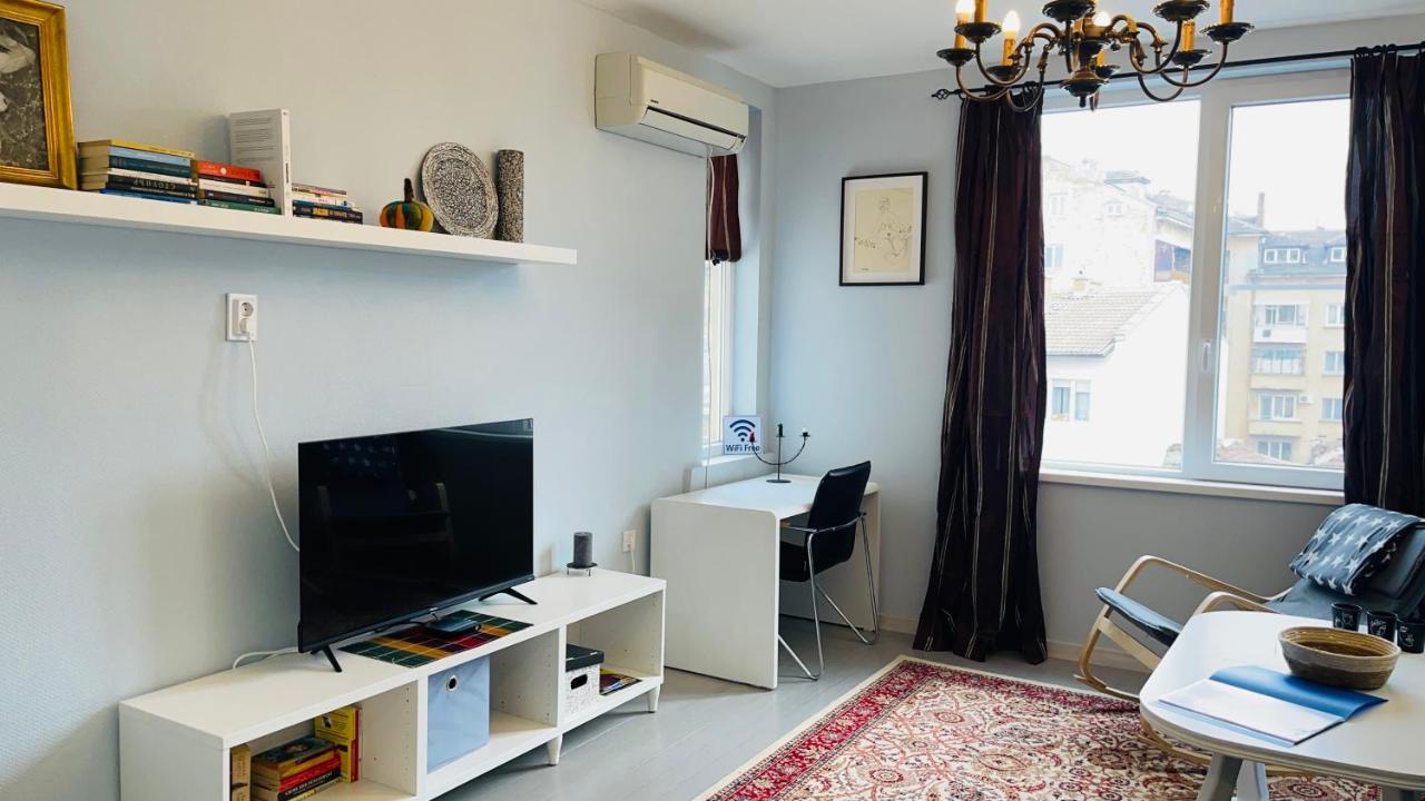 Cozy Spot By The Lions' Bridge Apartment Sofia Bagian luar foto